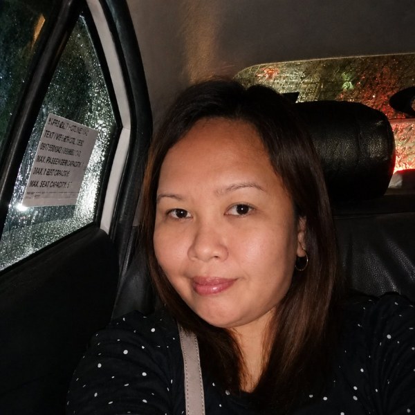 Liz, 43, from Cebu City